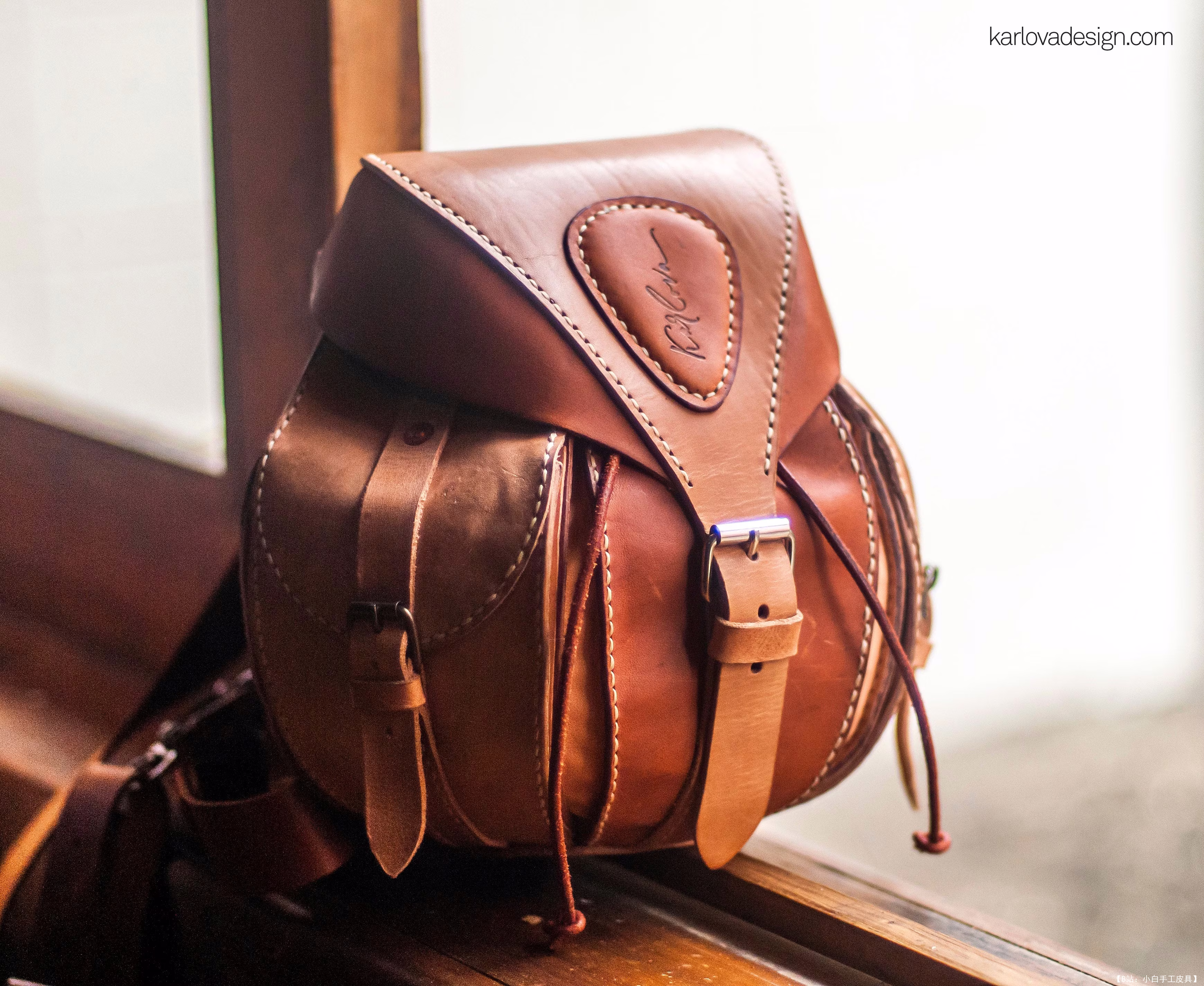 Karlova 设计的免费版型背包 Da Bomb - 3