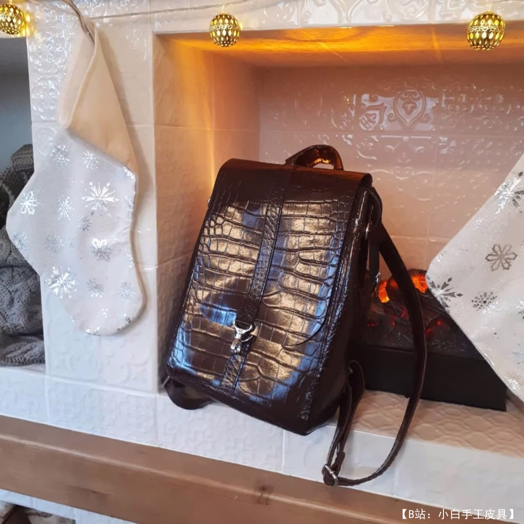 Mark Nikolai Leather 的 Valve 25 免费版型背包 - 4