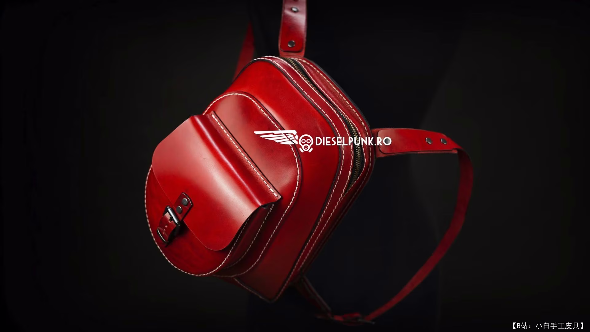 带有正面贴袋的版型皮革背包，由 studio DieselpunkRo 设计 - 2