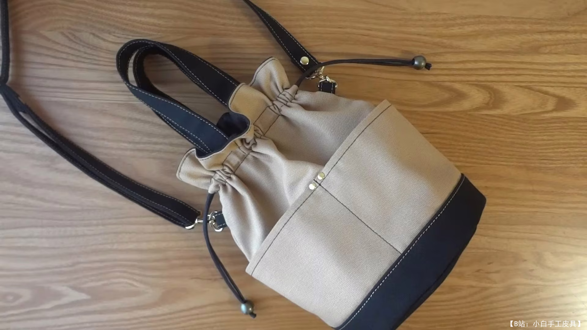 免费akie 1010圆底袋版型 - 1