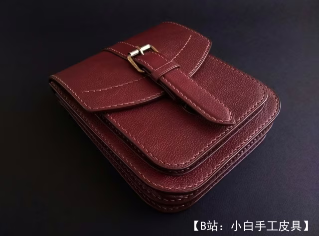 Dmitry Ivanov 设计的免费包包模板 - 1