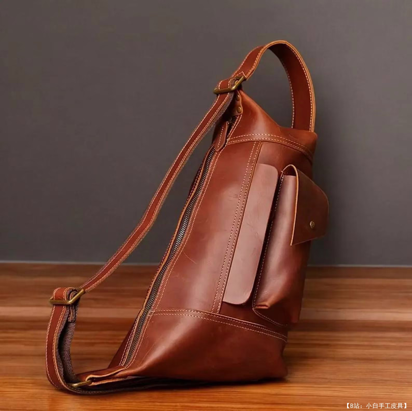 免费皮革单肩包版型 4 由 FloresPatterns 设计 - 3