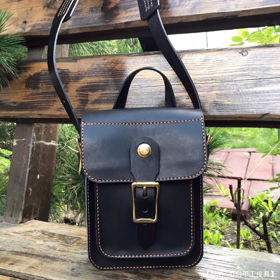 由 Sergey Moose 设计的免费 Maloc 包模板 - 6