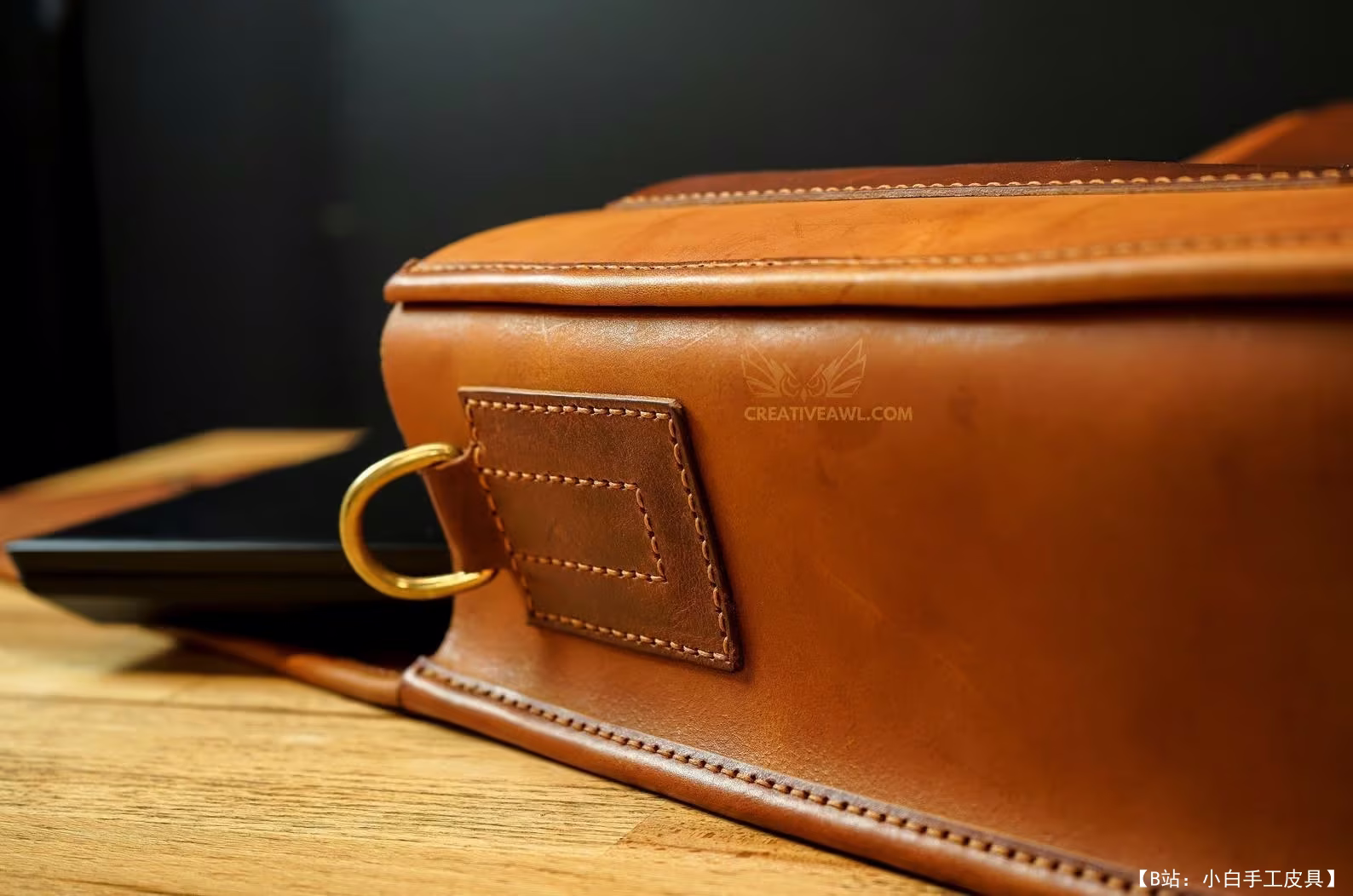 创意锥子的免费邮差包版型 - 7