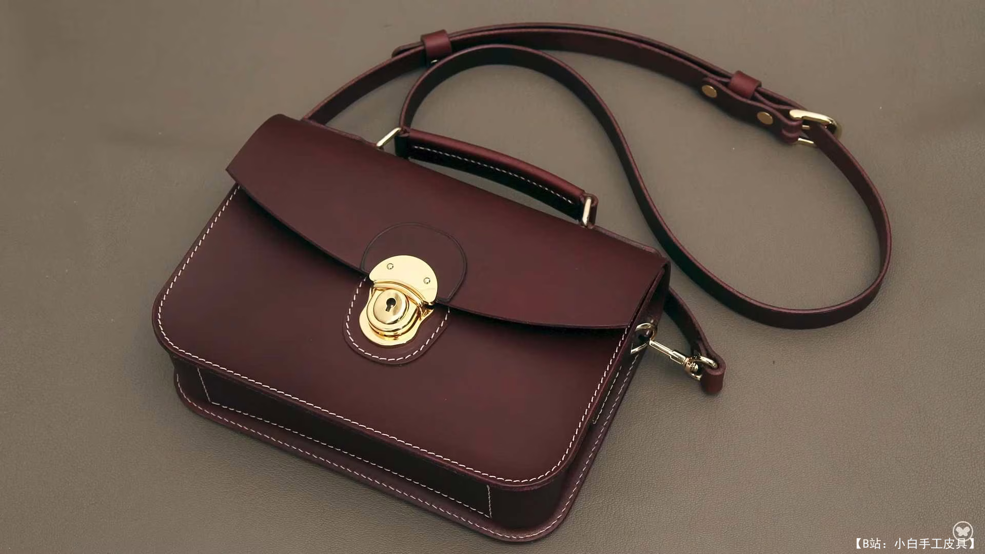 免费迷你挎包模板 028，作者：취미і죽네 - 1