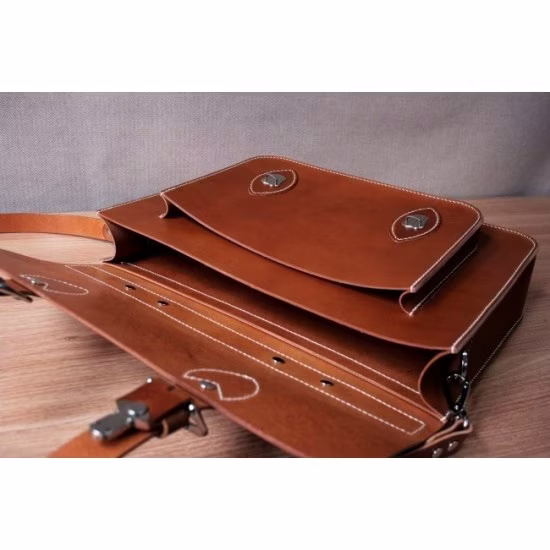 免费版型 11 英寸剑桥包 - 6