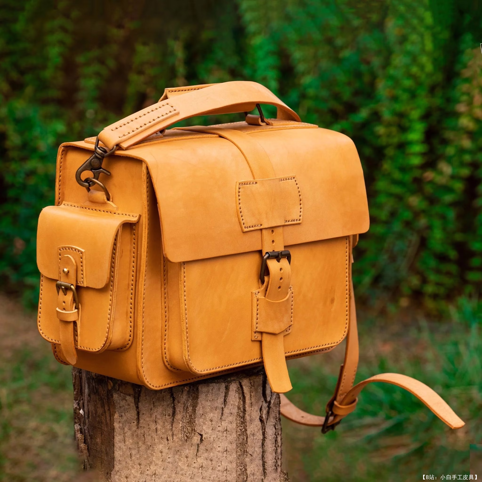 VasileandPavel 免费版型 Carter 皮革邮差包 - 5