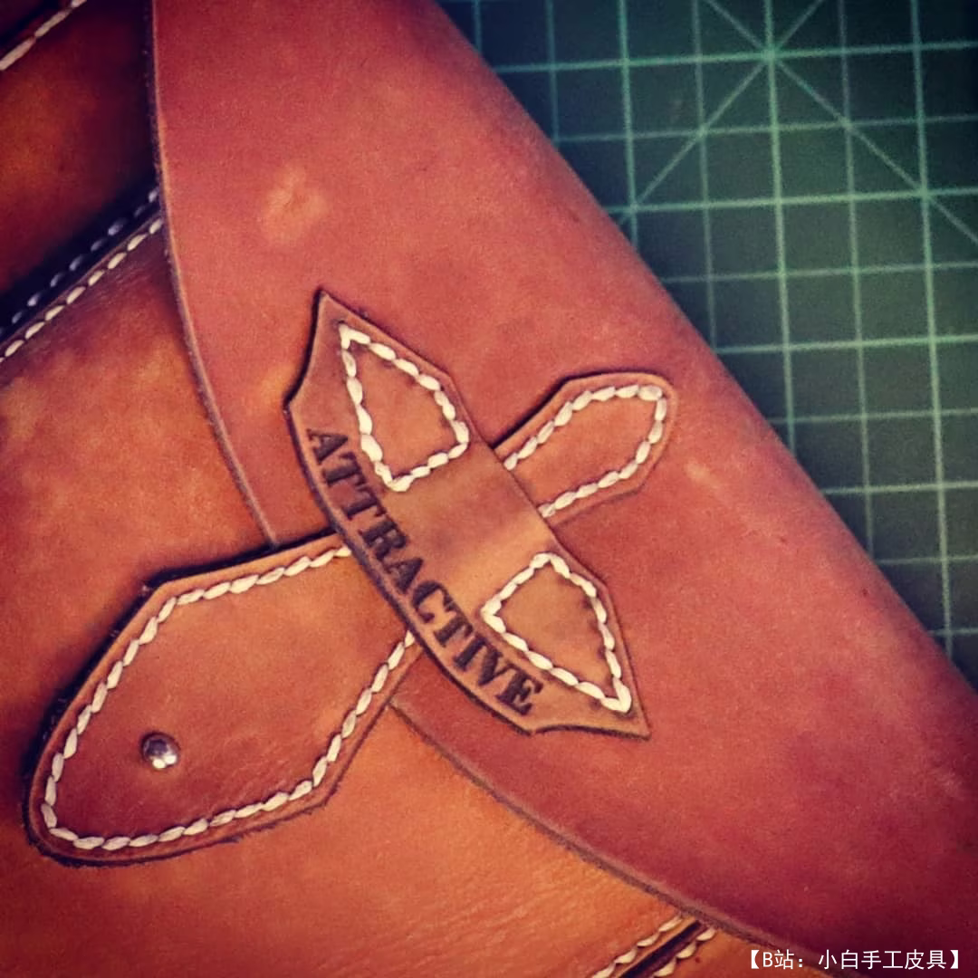 Studio Attraction 免费版型 Chloe-Jodie 斜挎包 - 2