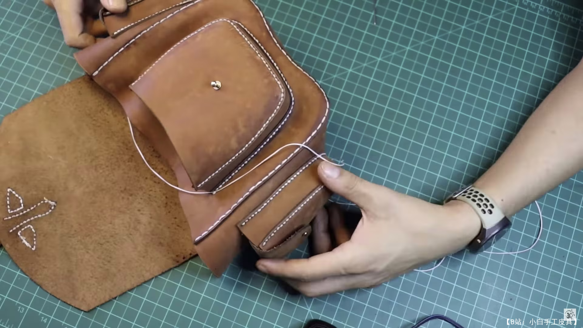 Studio Attraction 免费版型 Chloe-Jodie 斜挎包 - 3