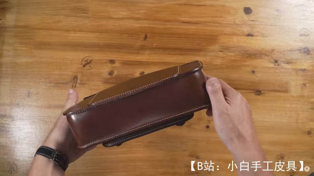 Sieun Leatherworks 免费版型经典挎包 - 4
