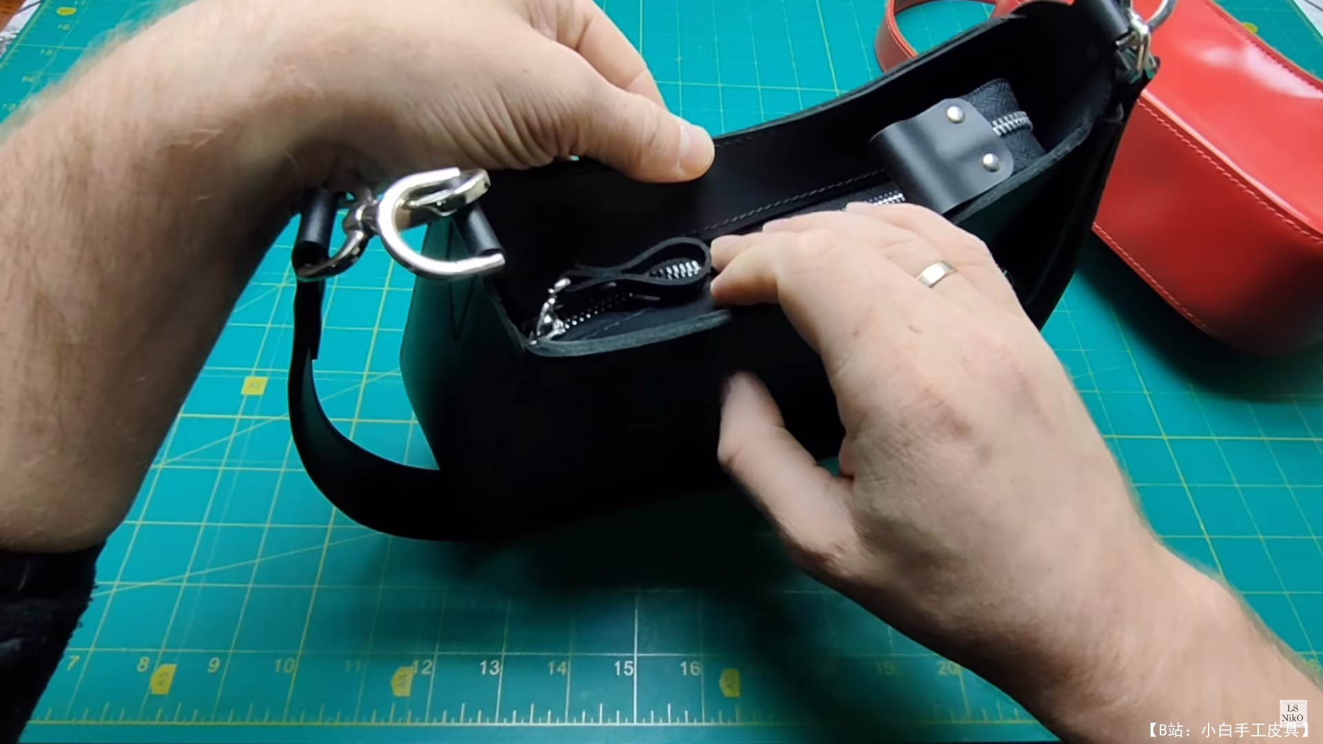 奥列格·尼古拉耶夫 (Oleg Nikolaev) 的免费版型皮革长方形包 - 2