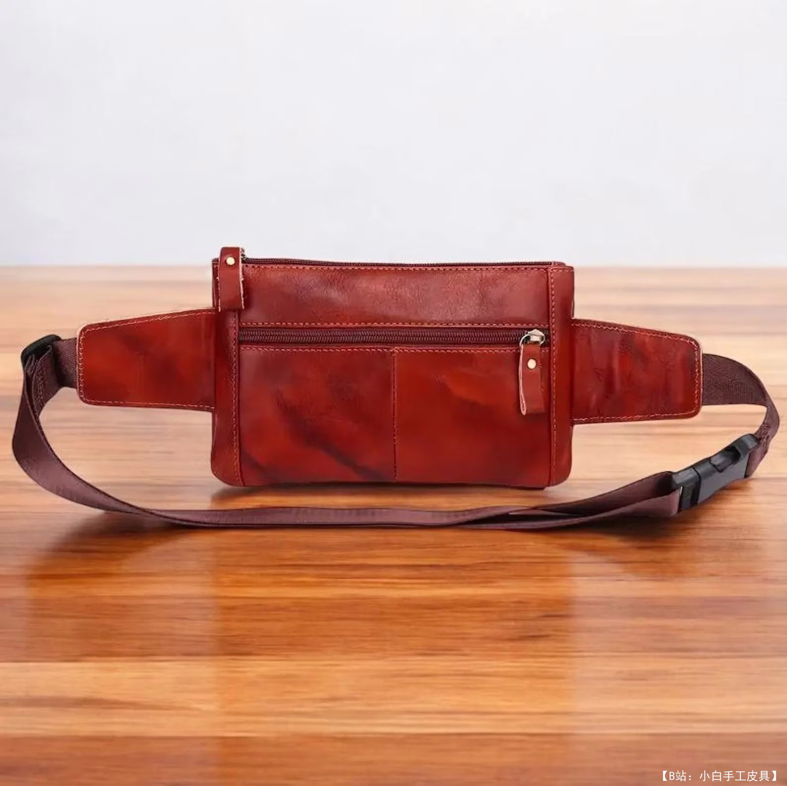 免费版型皮革香蕉包有趣包由 FloresPatterns 设计 - 2