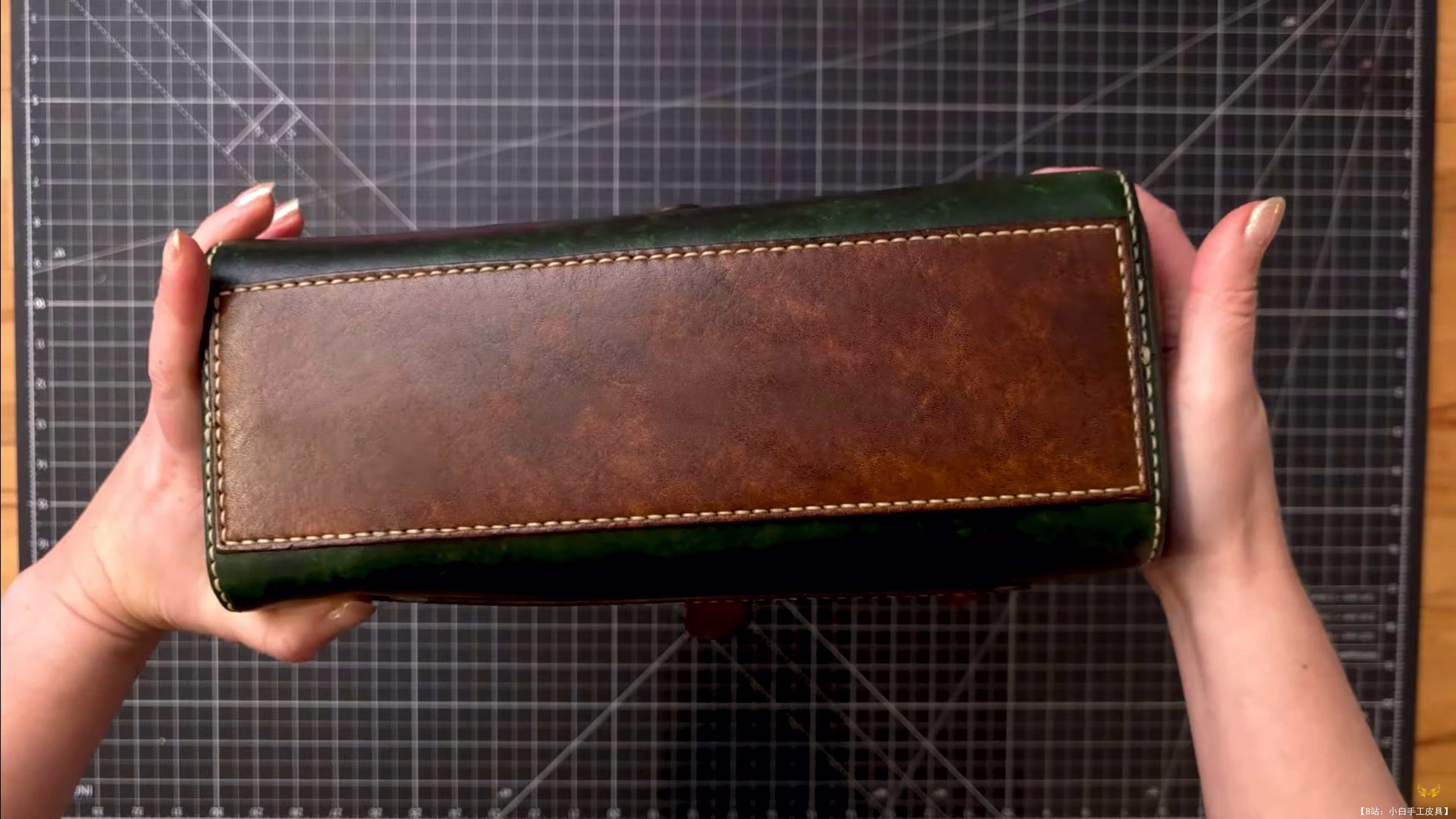 Creative Awl 免费版型皮革 Chasqui 手提包 - 5