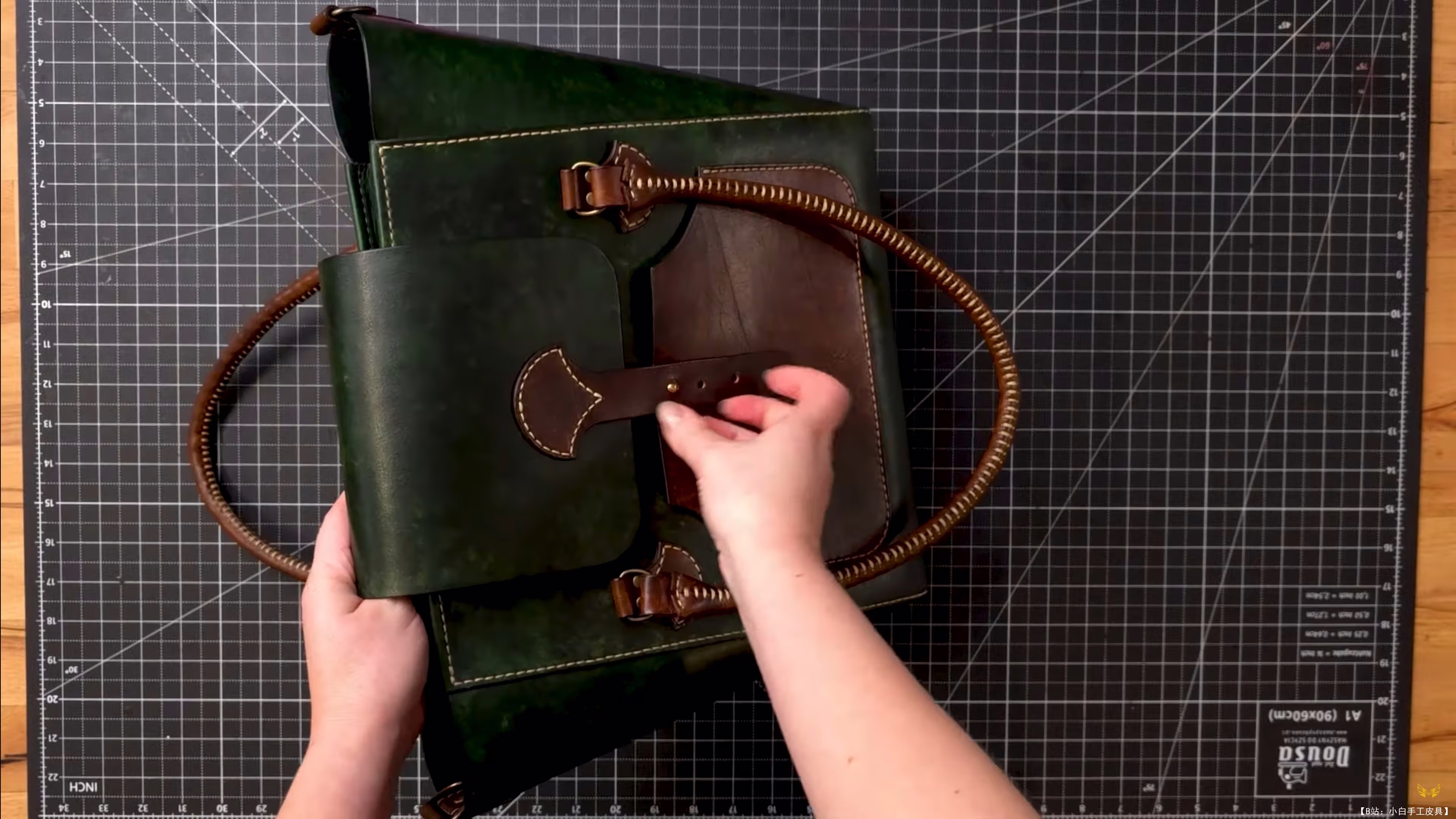 Creative Awl 免费版型皮革 Chasqui 手提包 - 6