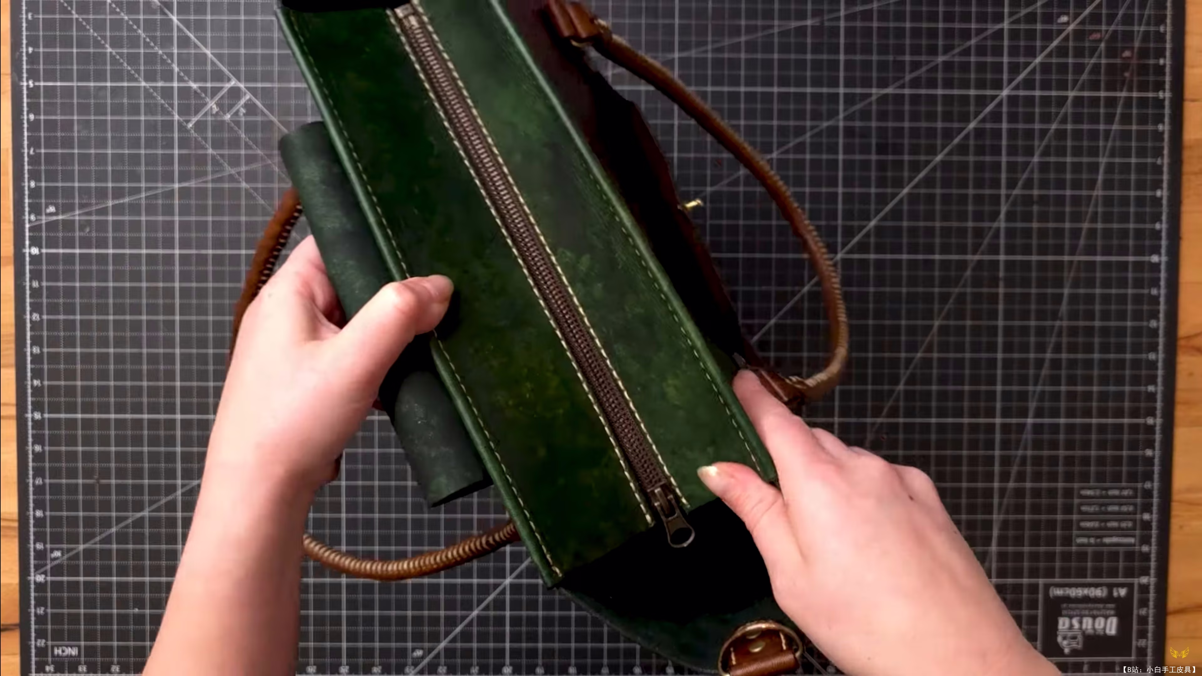 Creative Awl 免费版型皮革 Chasqui 手提包 - 7