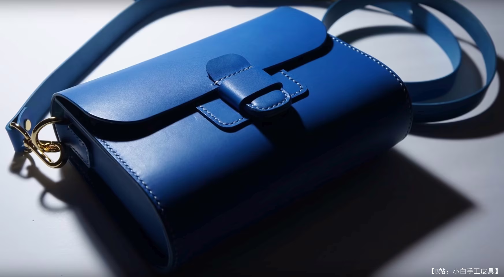 免费版型皮革单肩包 - 1