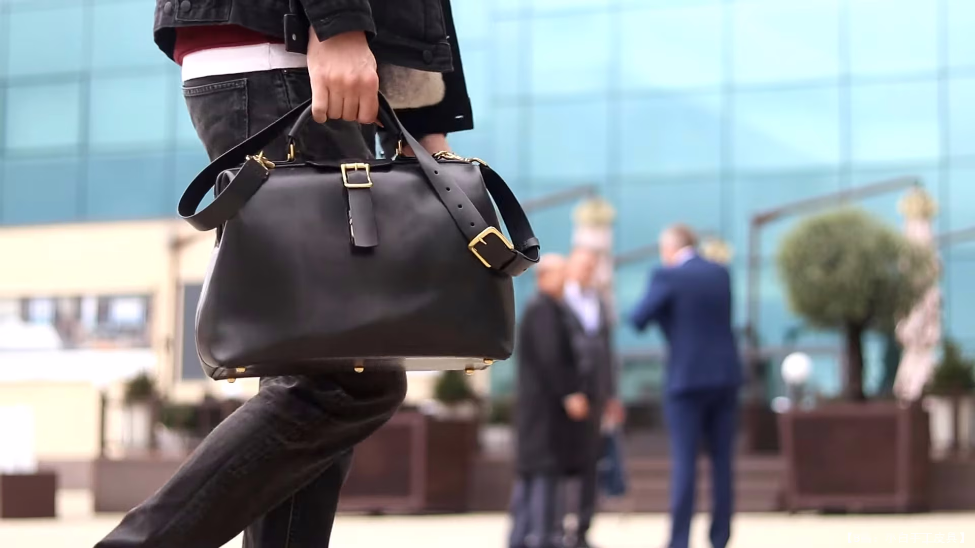 Mountain Land 的免费版型挎包 - 2