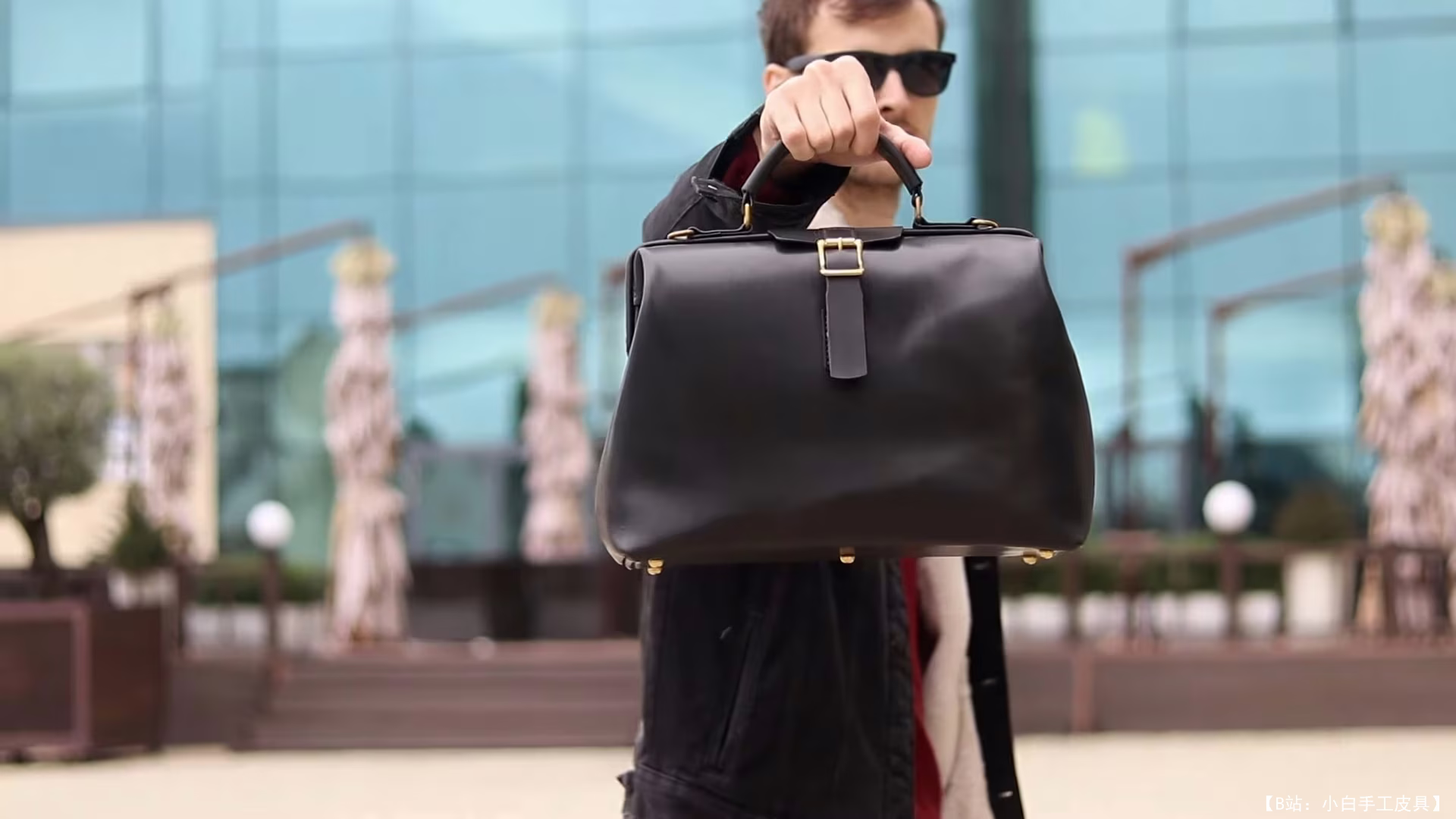 Mountain Land 的免费版型挎包 - 5