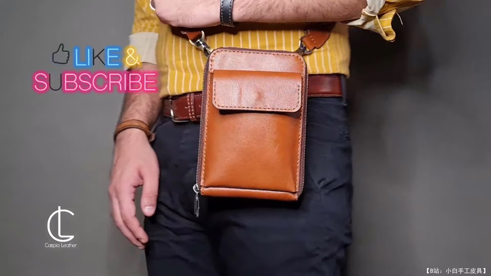 免费版型 Caspia Leather 的单肩包和腰包 - 1