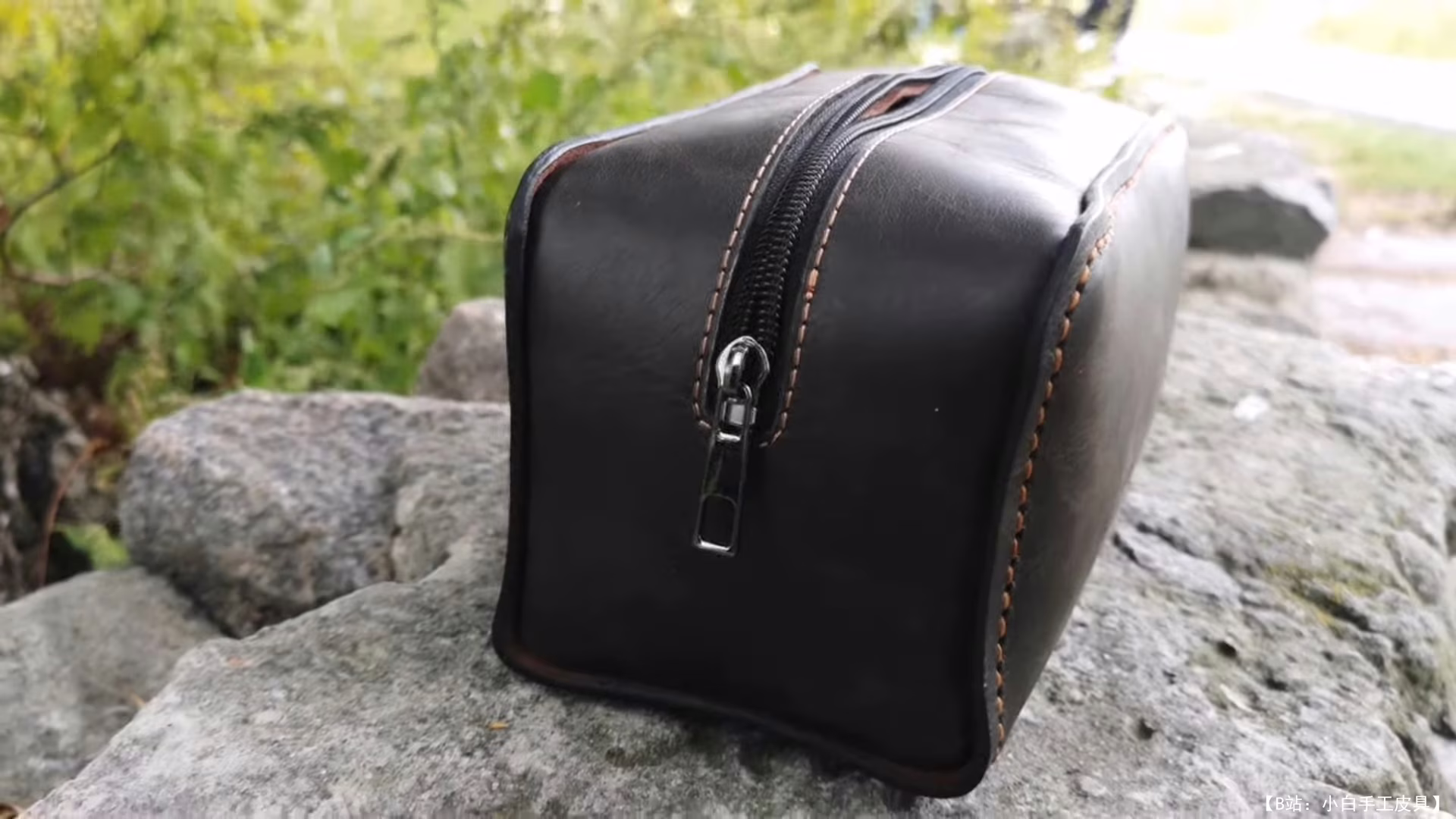 Leathercraft 共同设计的免费版型洗漱包 - 1