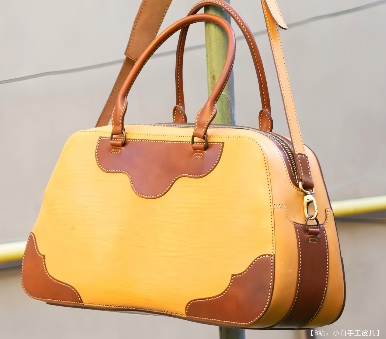 免费版型复古旅行包 - 1