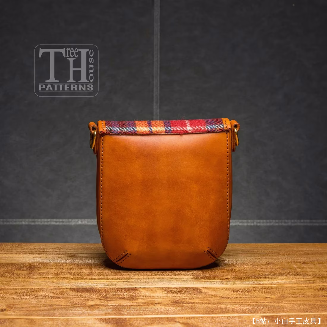 TreeHousePatterns 提供的免费小肩包版型 - 5