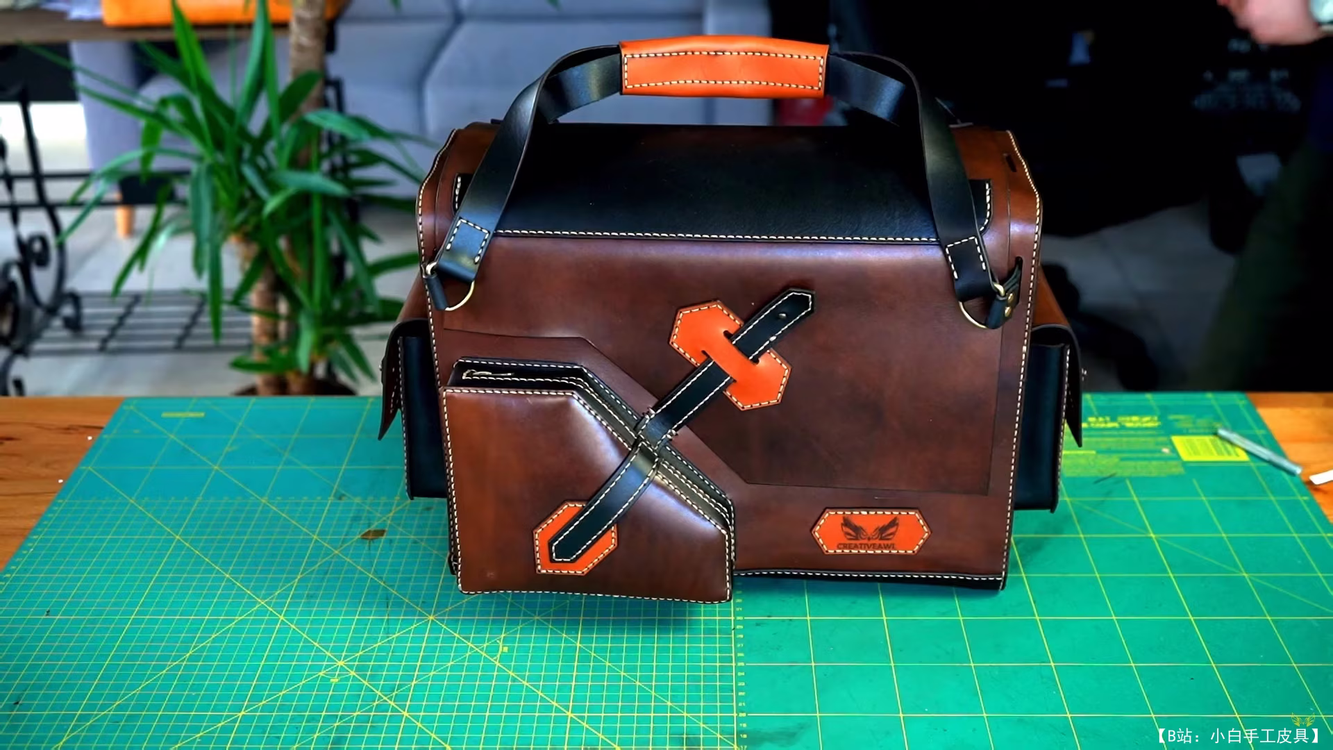 Creative Awl 提供的免费工具袋版型 - 3