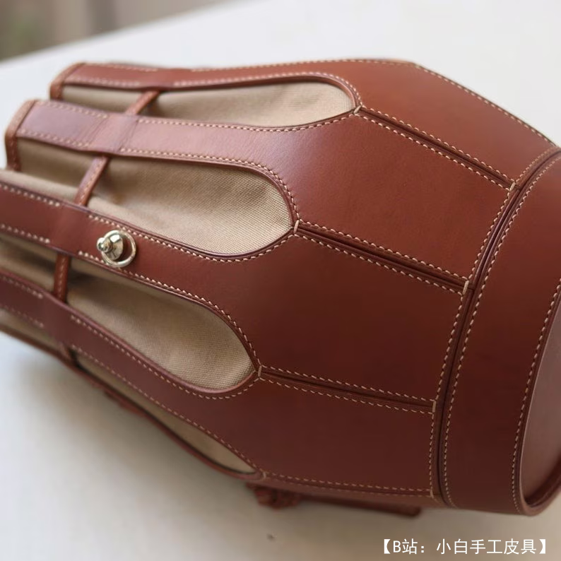 泡泡皮革版型水桶包 - 3