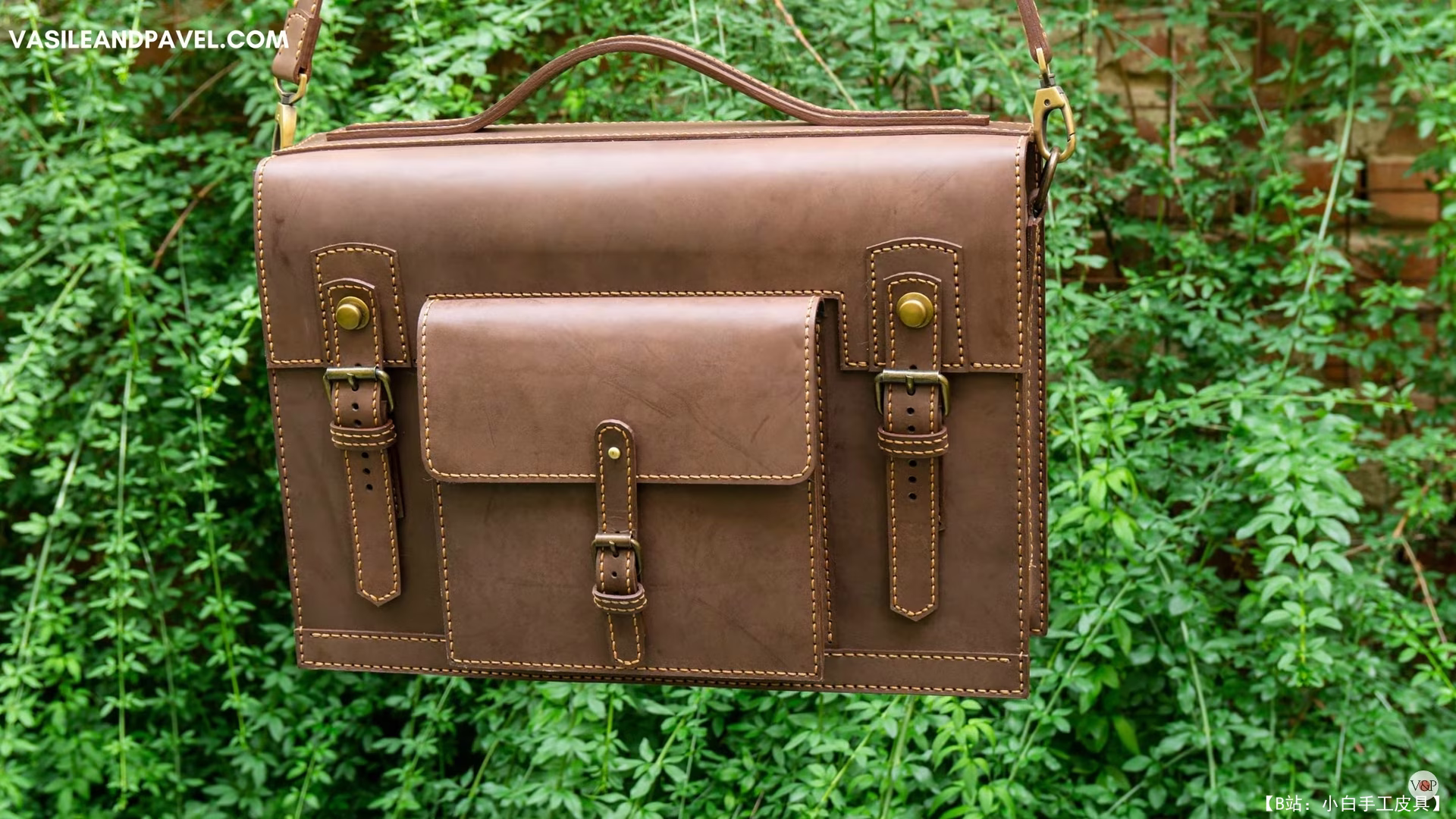 VasileandPavel 版型皮革公文包，内衬皮革和加强筋 - 1