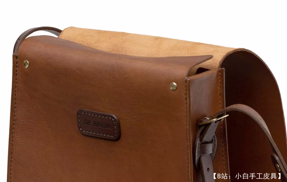 DE BRUIR 版型皮革邮差包 - 5