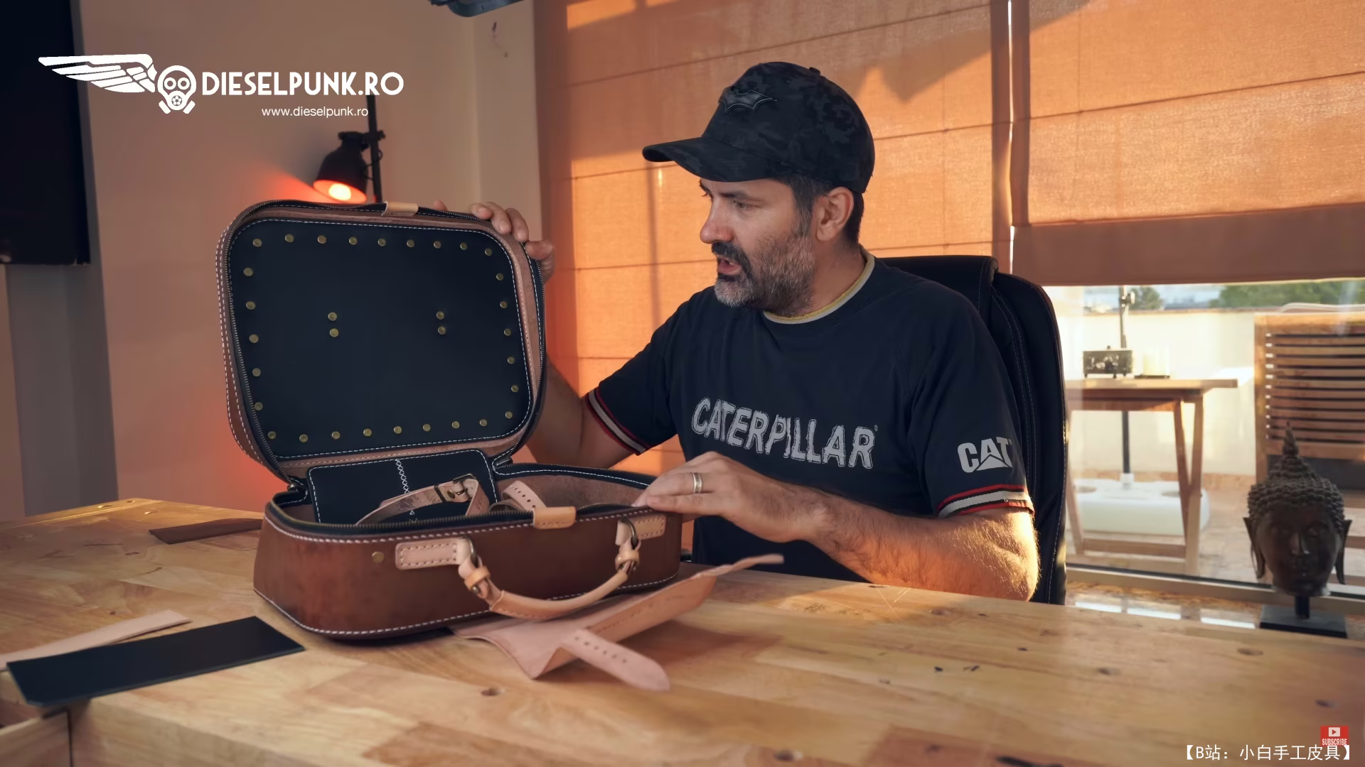 DieselpunkRo 铆钉版型皮革手提箱 - 3