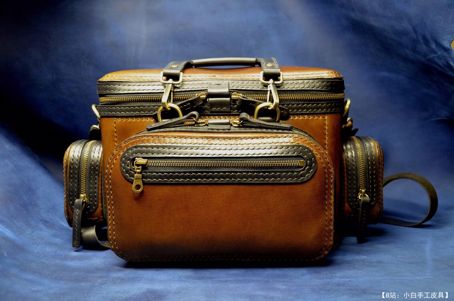 GizmoLT 带外部口袋的版型小旅行包 - 1