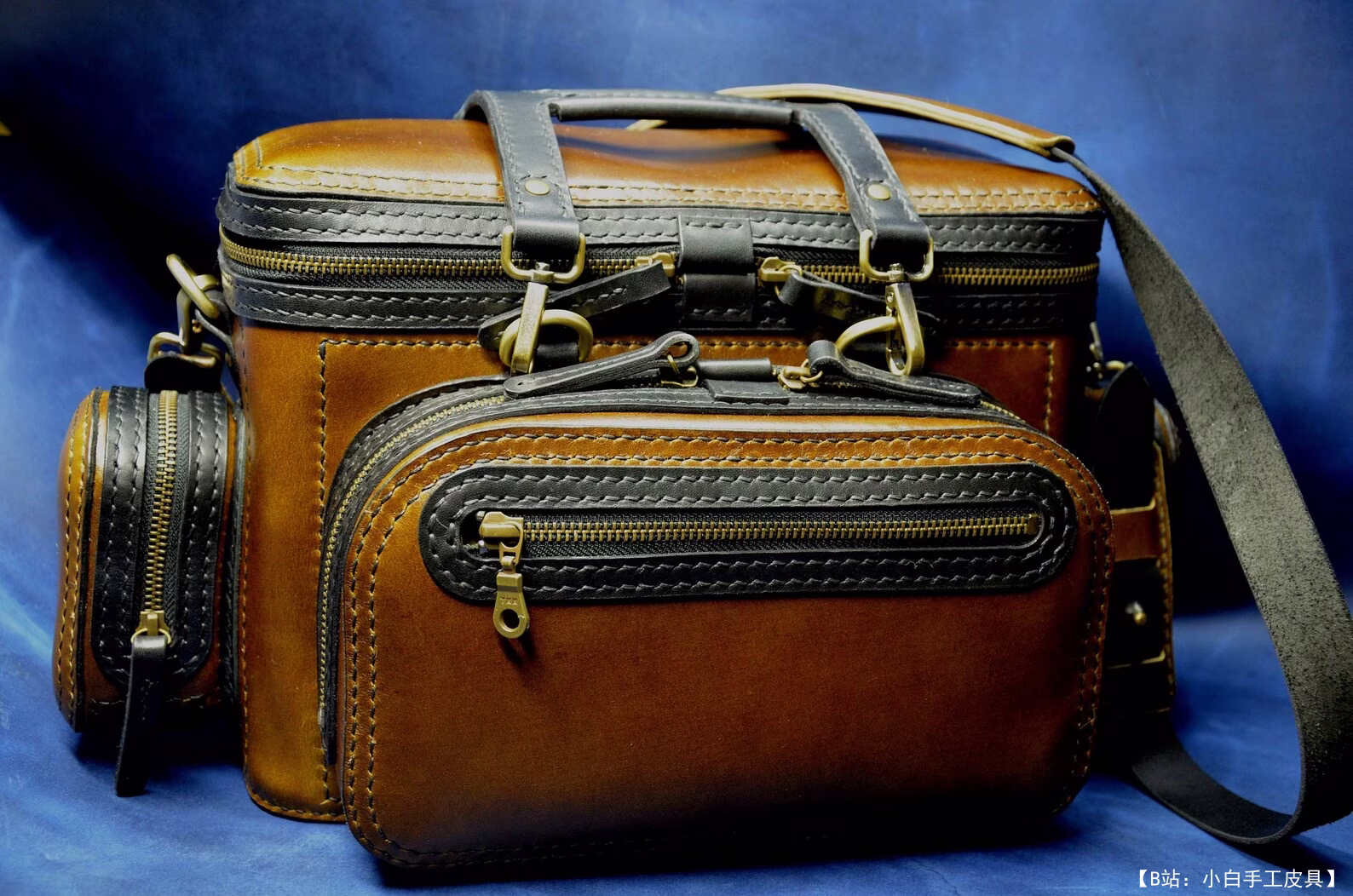 GizmoLT 带外部口袋的版型小旅行包 - 3