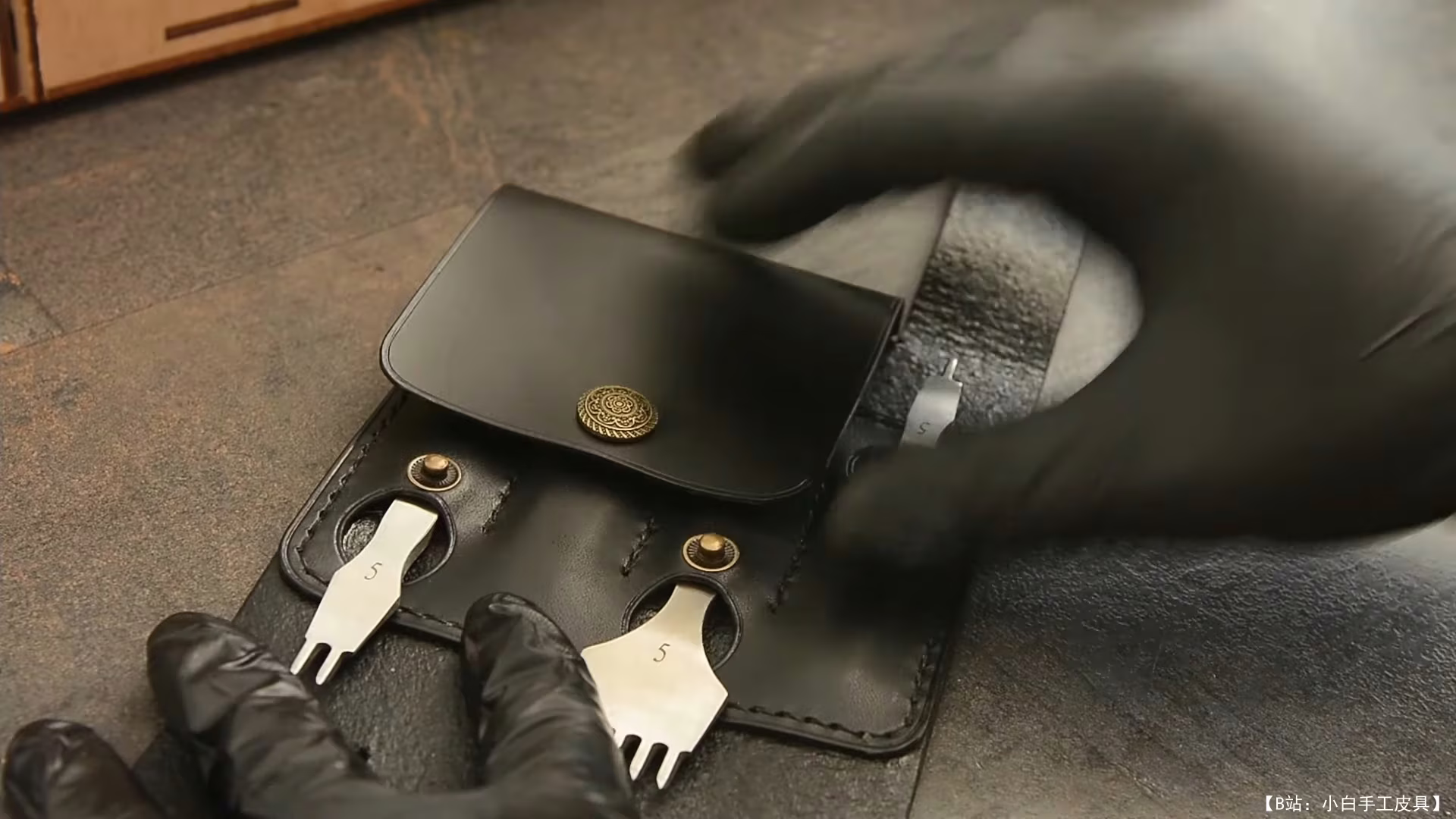 Tissoleather 免费版型钻石冲孔盒 - 2