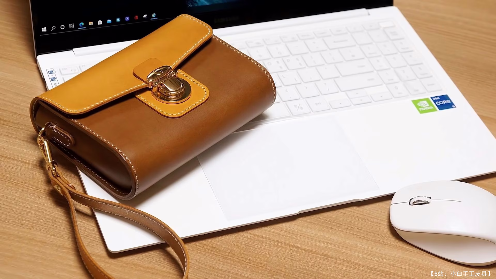 bitchen 提供的免费版型皮套 - 4