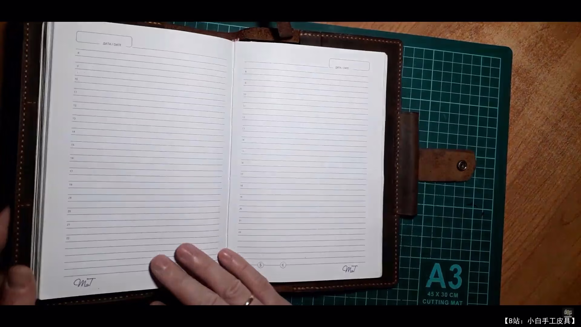 Leartart 免费版型皮革笔记本套 - 4