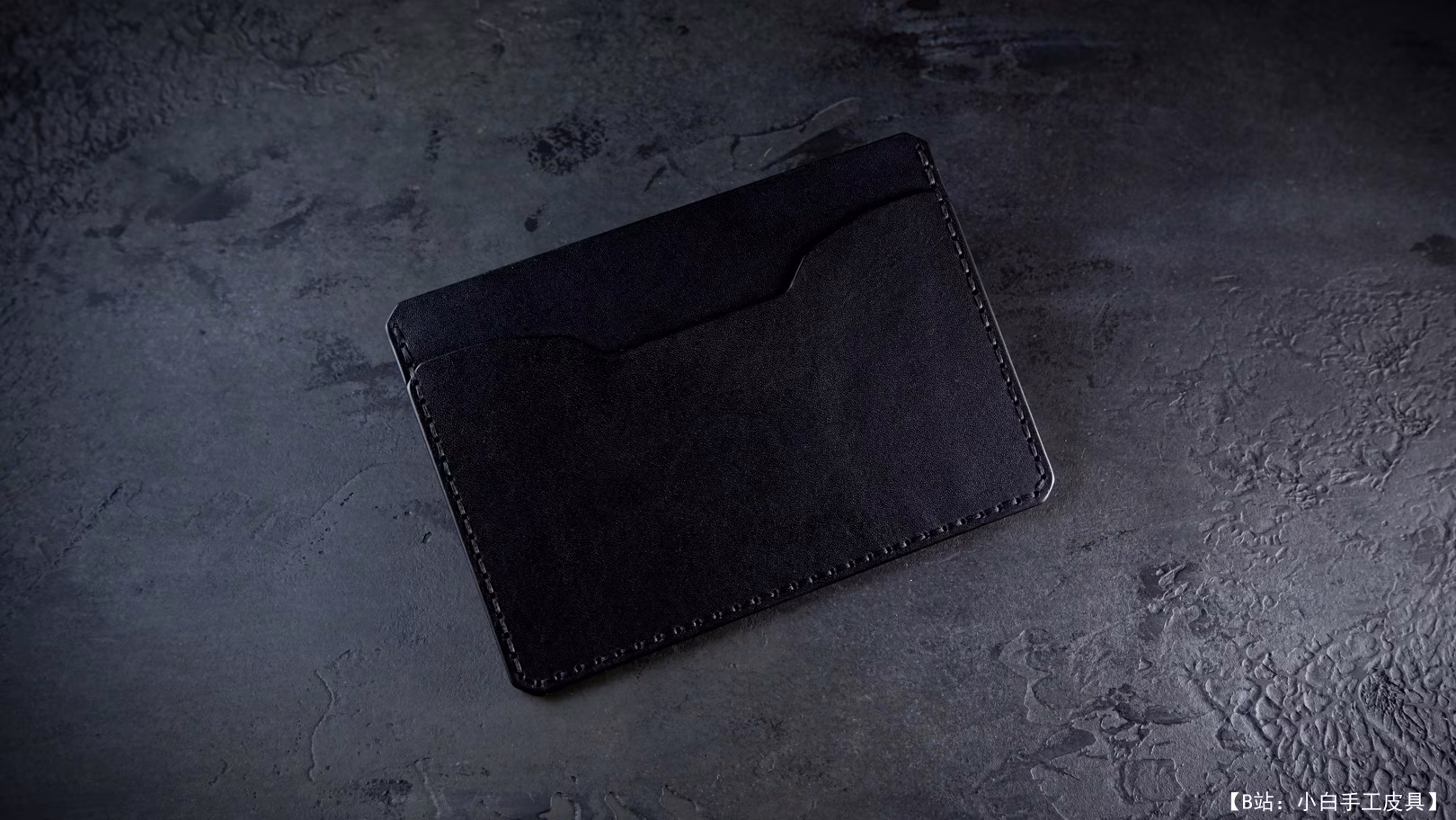 Vladimir Yuri 的免费版型护照封面 4 - 2