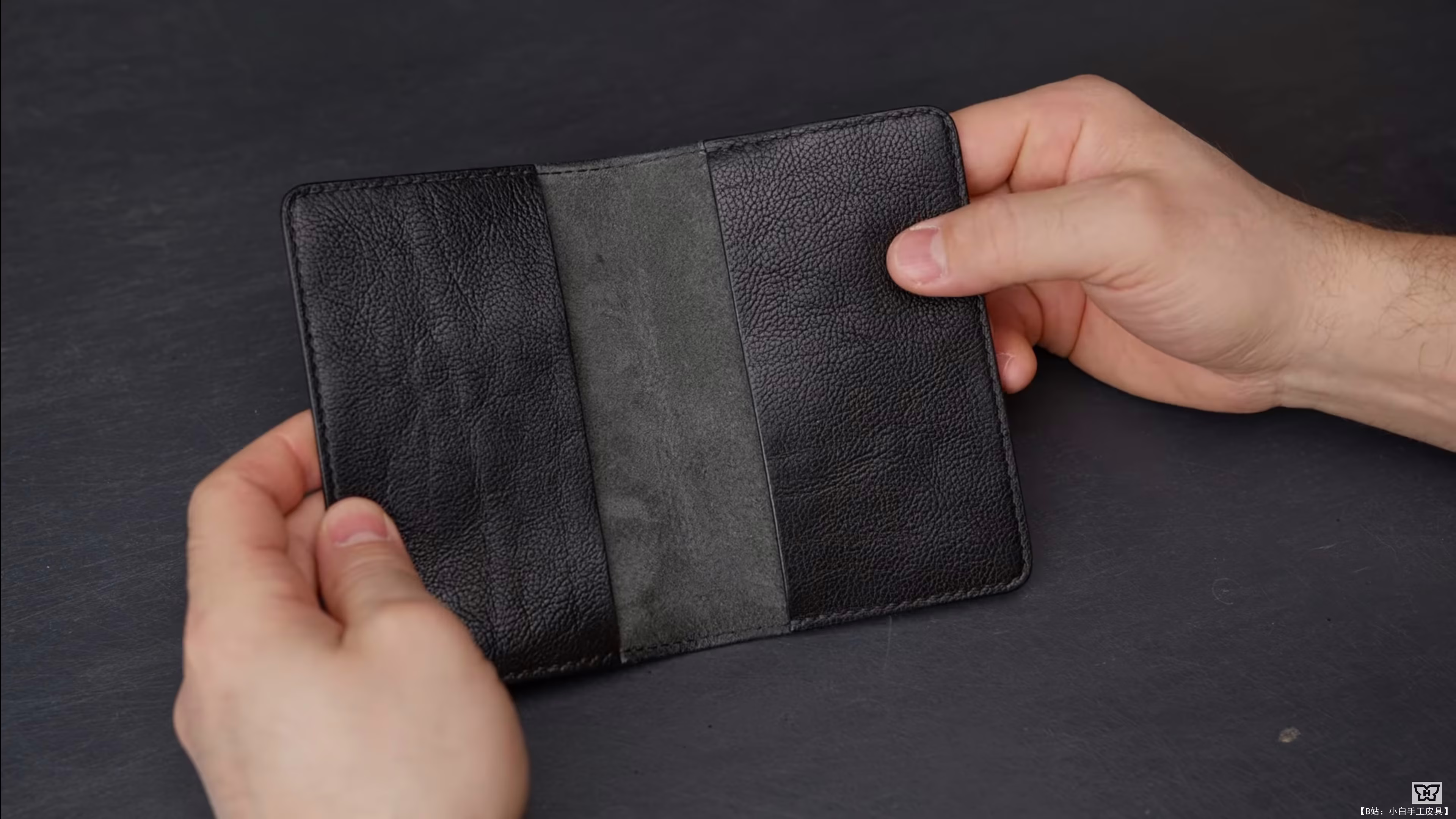 Serzh Nikitin 设计的免费版型护照封面 - 2