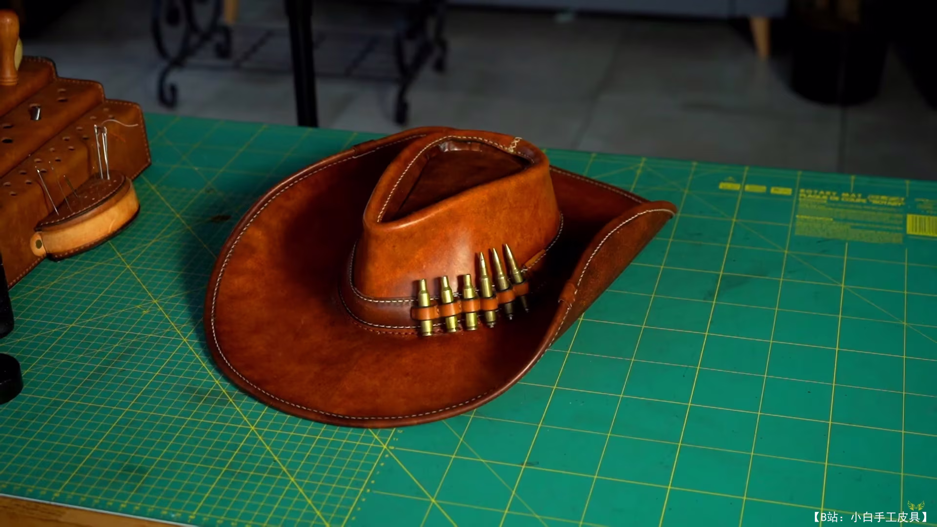 Creative Awl 提供的免费牛仔帽版型 - 2