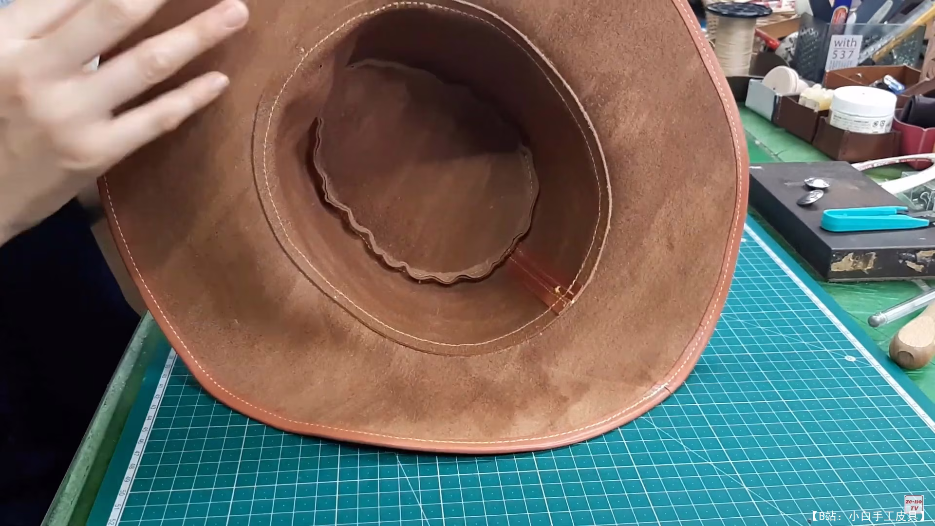 ZE-NO TV 皮革版型牛仔帽 - 2