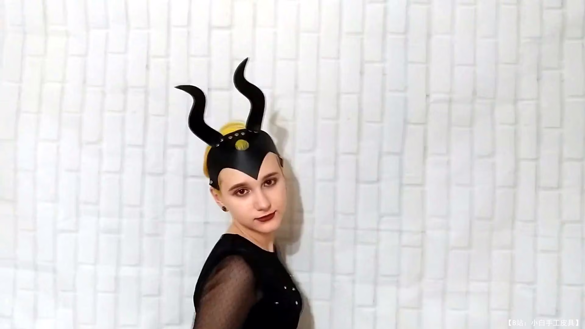 Yana Gauf 皮革制成的免费版型面具“Maleficent” - 1