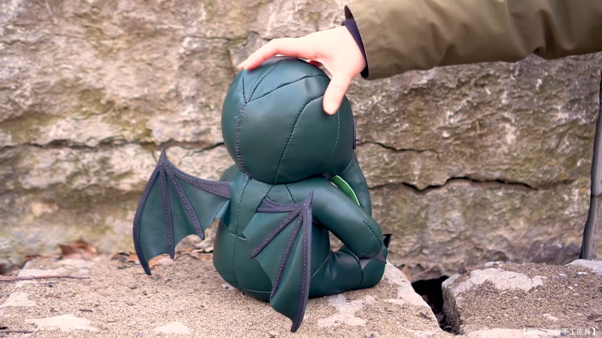 Paintyee Designs 提供的免费克苏鲁皮革玩具版型 - 2