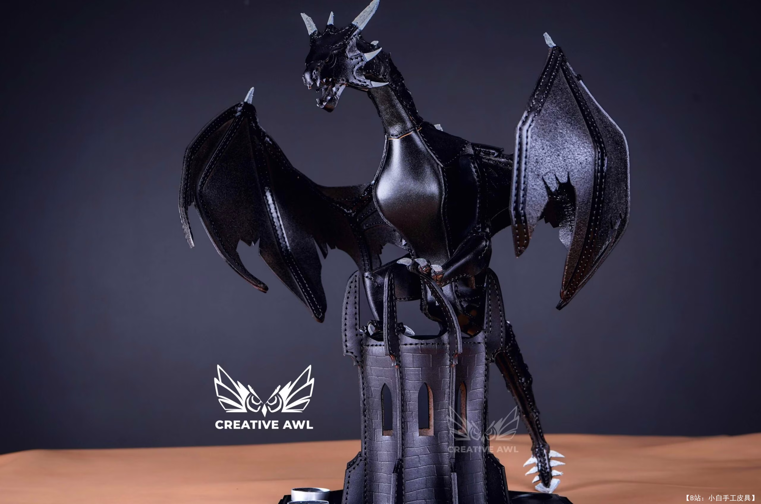 来自 Creative Awl 的免费幻想塔版型 - 1