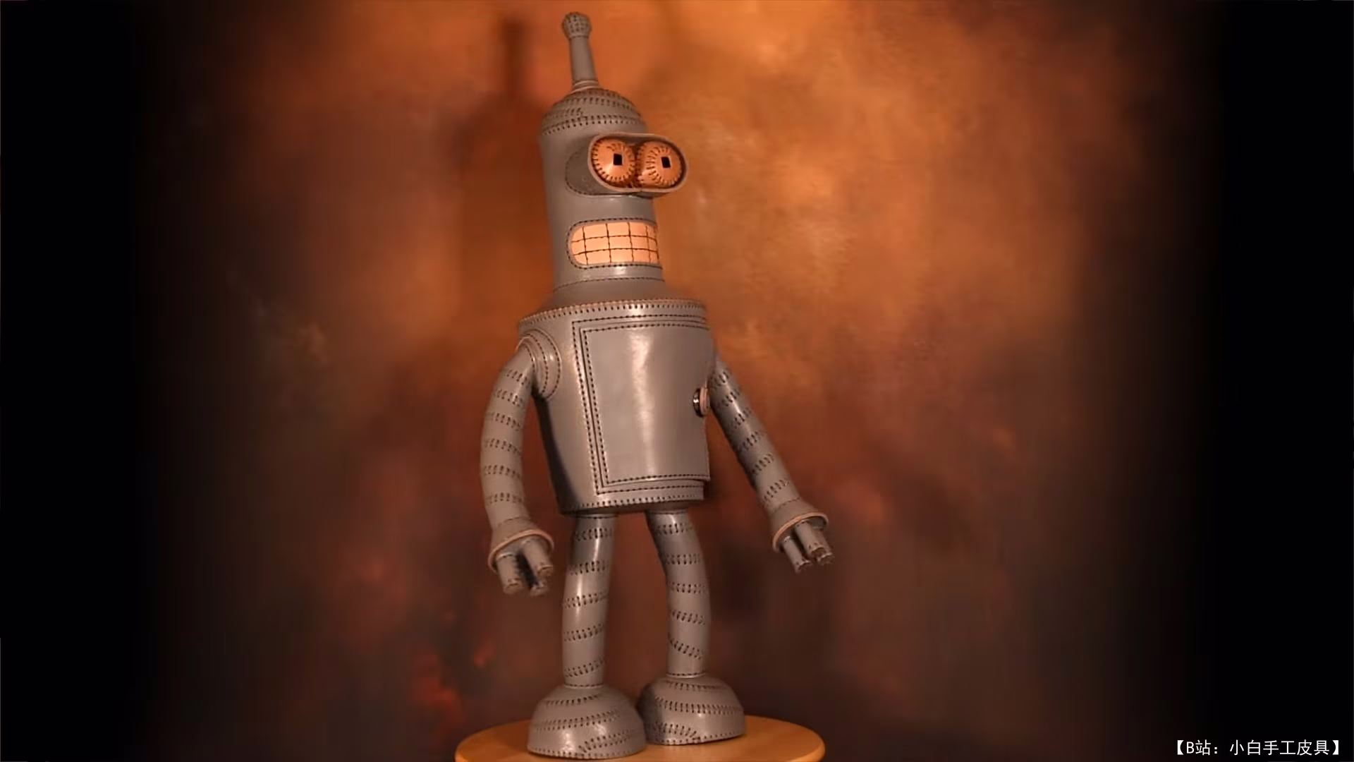 来自 LeatherHub 的动画系列《飞出个未来》中的免费模型人物机器人 Bender - 1