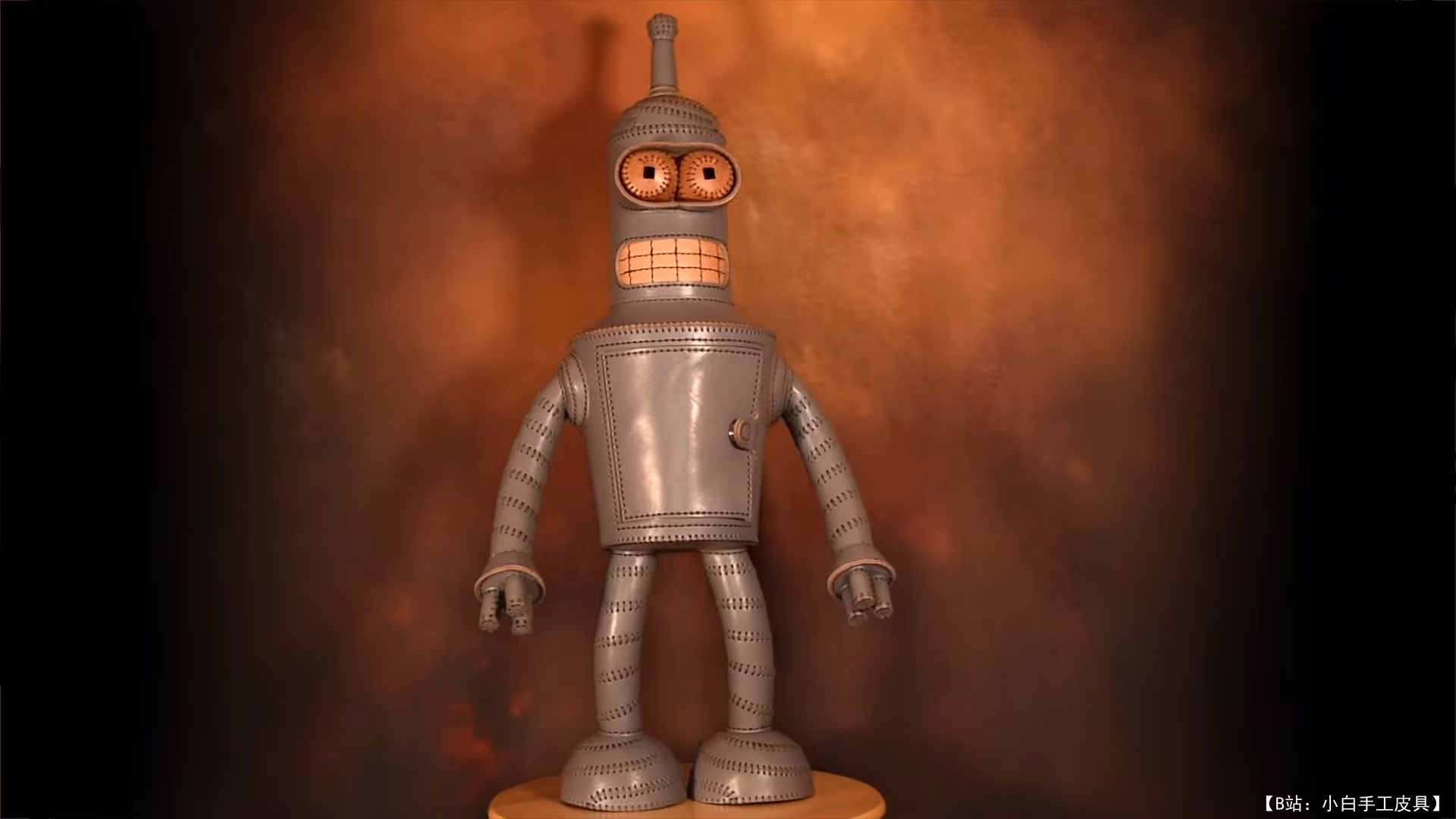 来自 LeatherHub 的动画系列《飞出个未来》中的免费模型人物机器人 Bender - 2