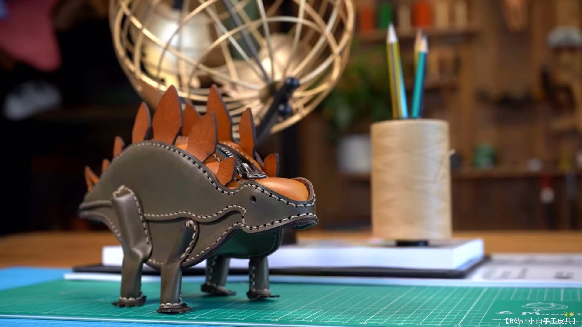 Creative Awl 免费版型小剑龙恐龙皮革玩具 - 1