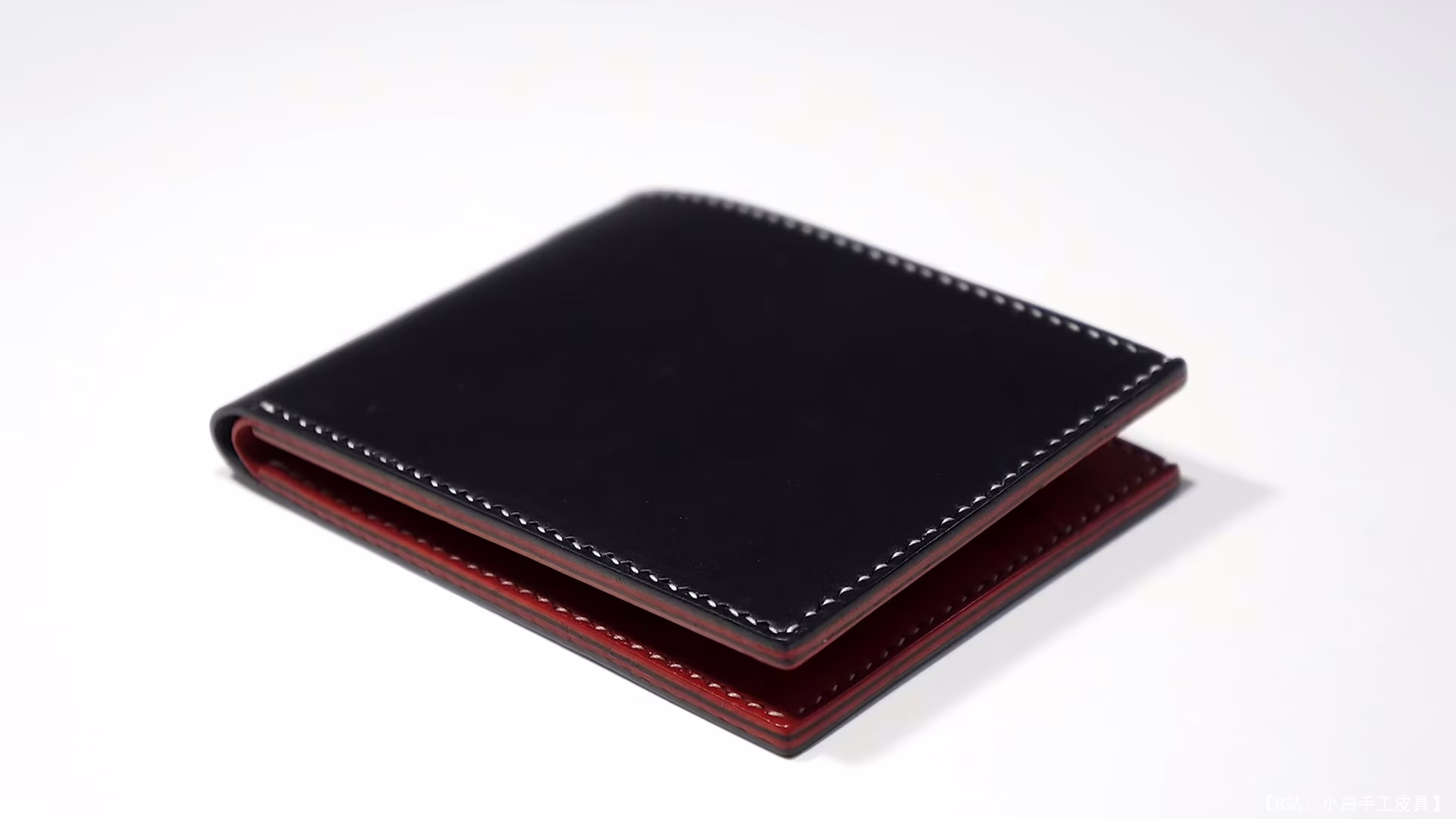 bitchen 提供的免费双折钱包版型 - 2