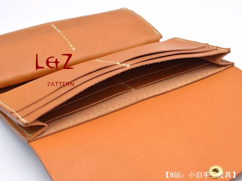 Kuscu Leather 2 工作室提供的免费长钱包模板 - 3