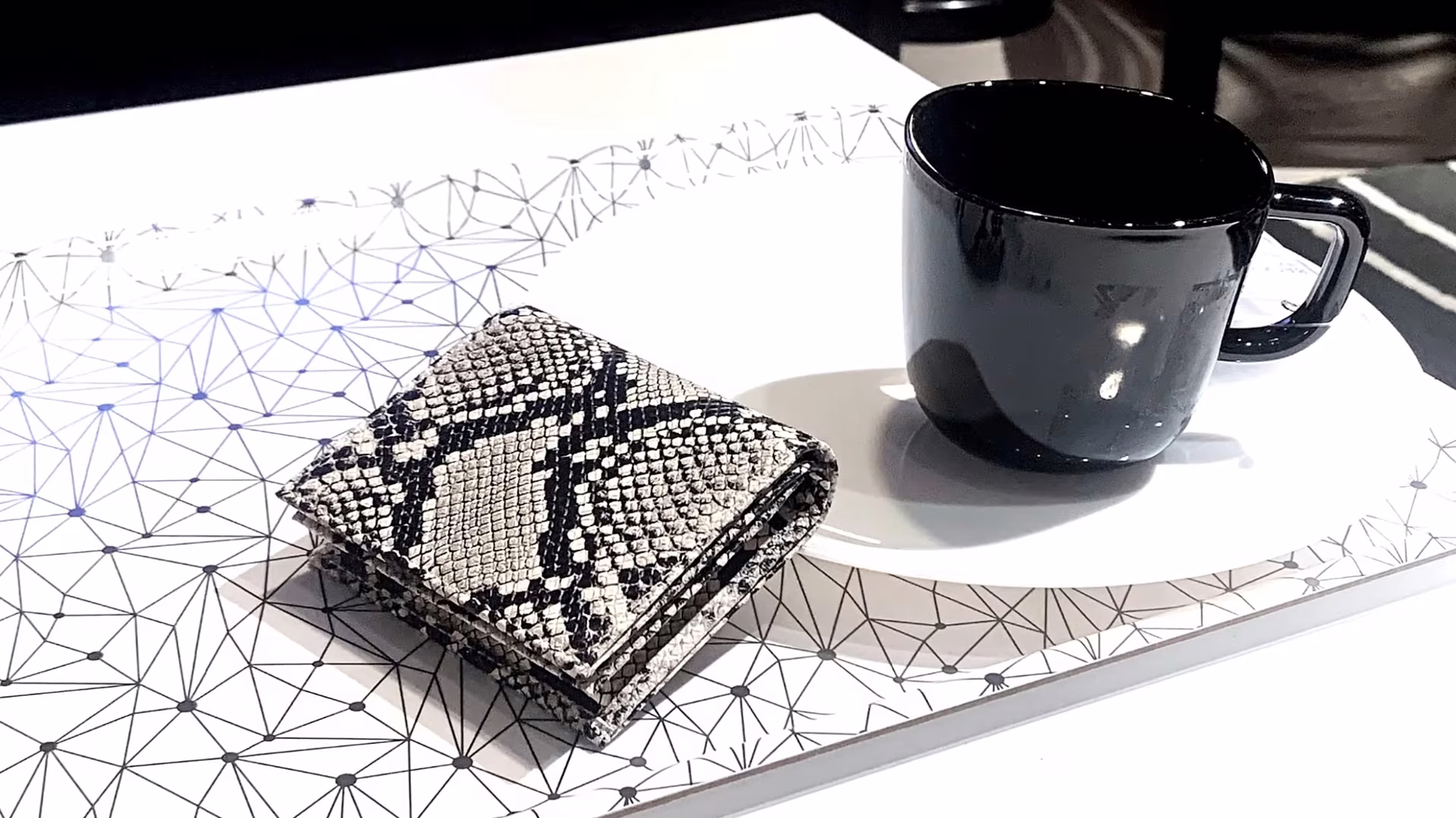 bitchin 提供的免费版型卡钱包版本 76 - 4