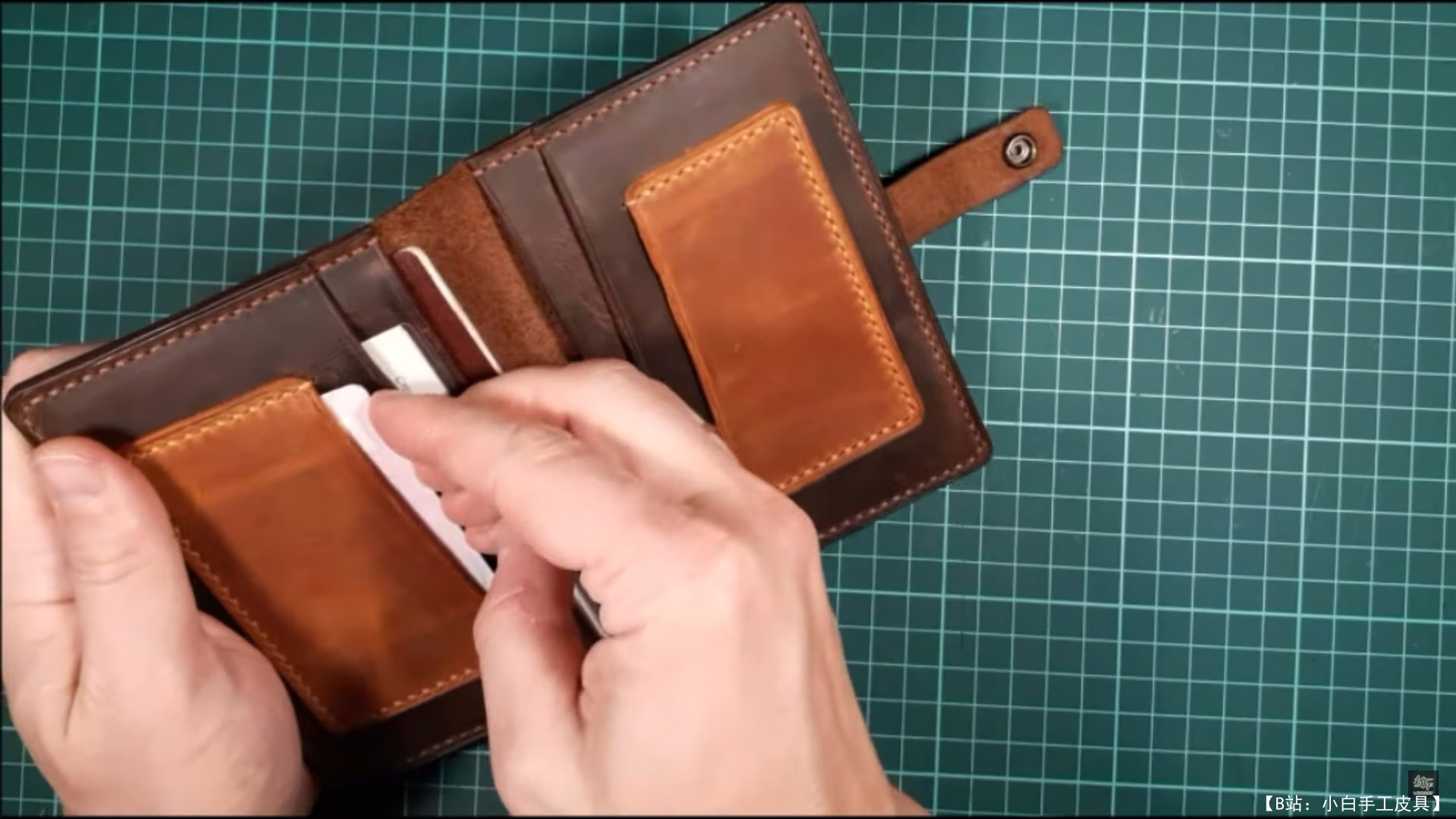 Leatart 免费版型男士钱包“Crose” - 4